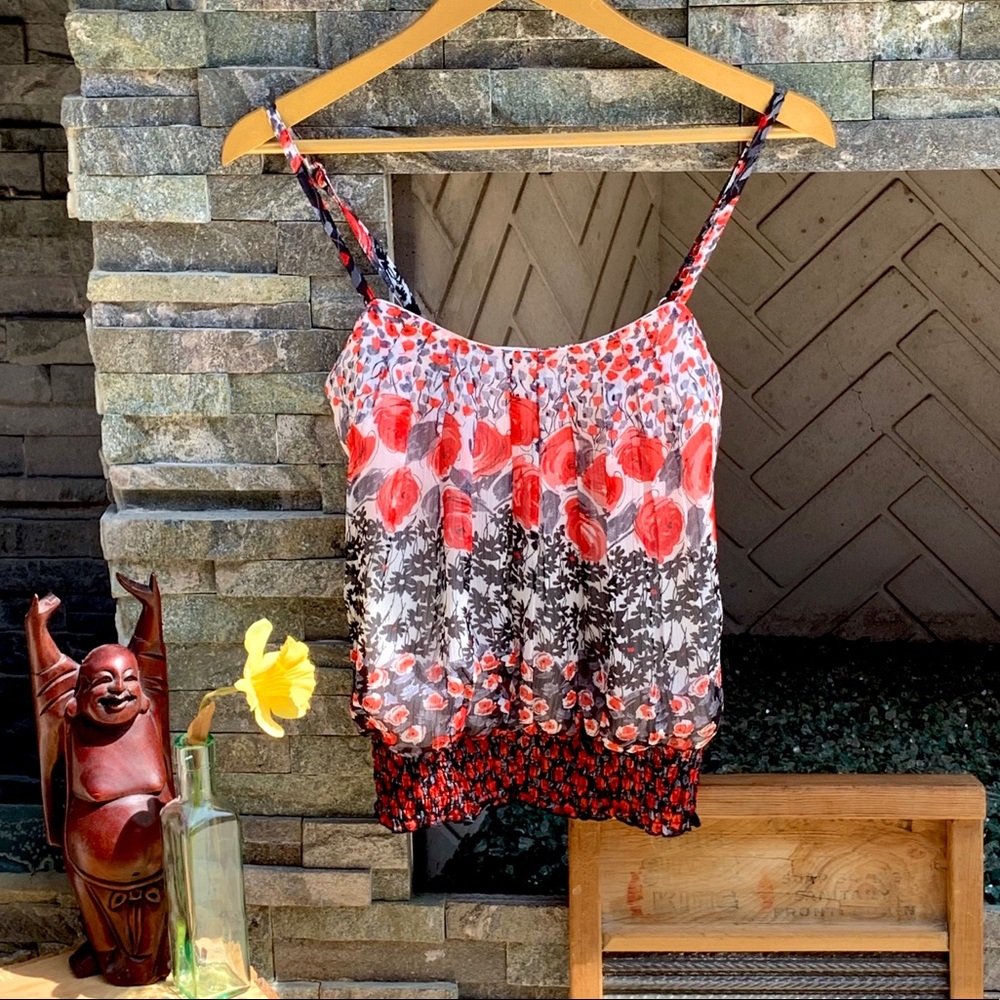 ✨FLORAL CHIFFON CAMISOLE W/BANDED BOTTOM SM